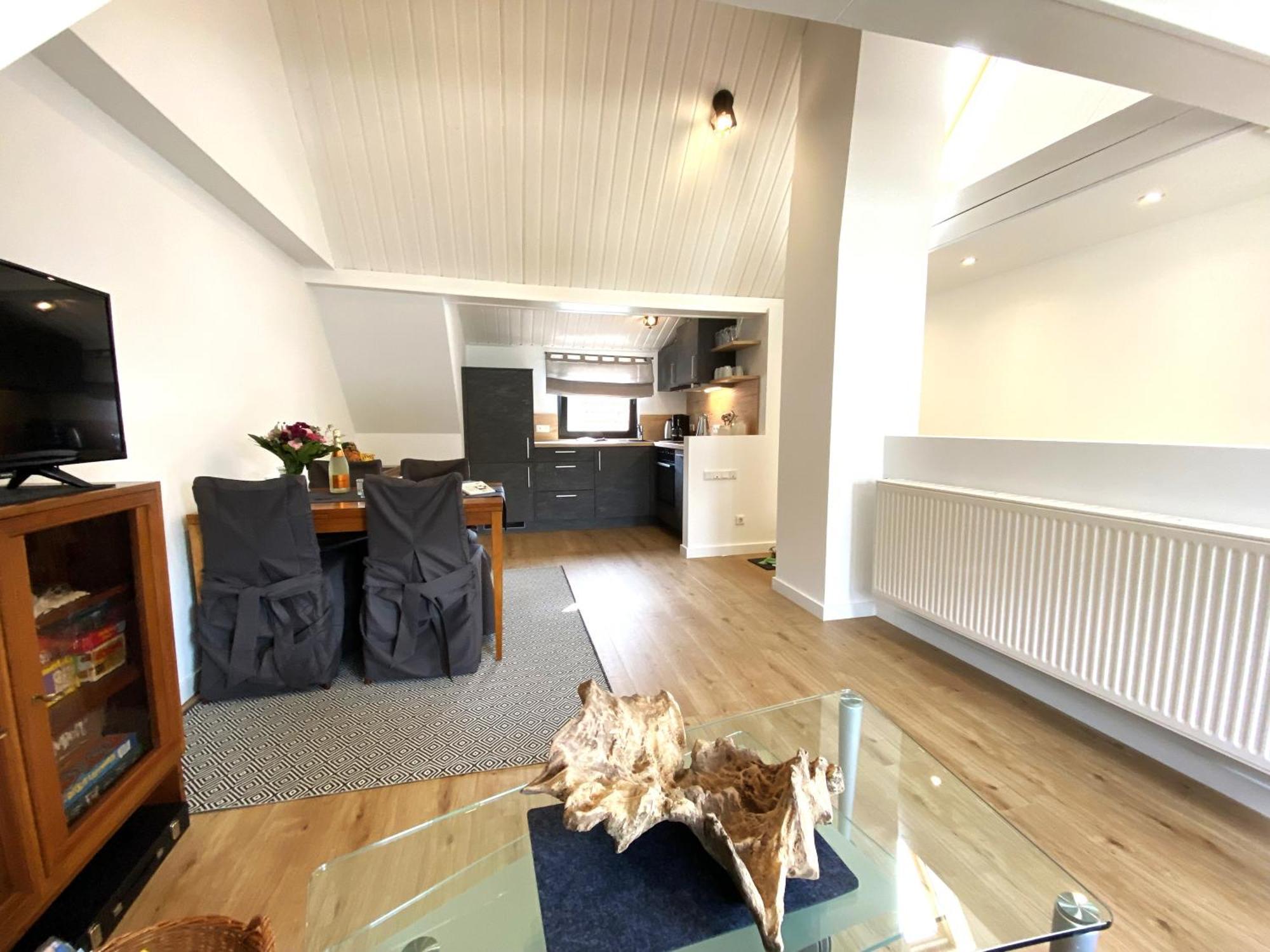 Zentrales Modernes Apartment, Naehe Zoo Und Stadion Dortmund Exterior foto